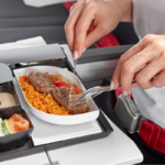 EL DESPERDICIO ALIMENTARIO SUPONE EL 18% DE LOS RESIDUOS DE UN VUELO